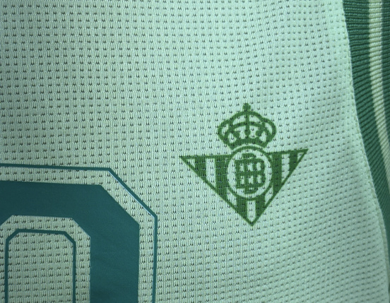 Camiseta Retro conmemorativa