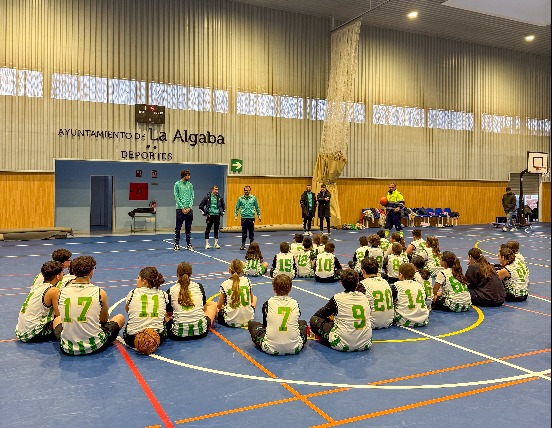 Escuela - La Algaba / Victor Mateo