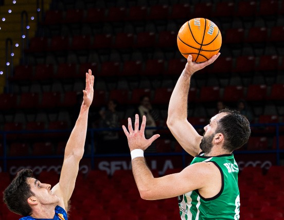 J10 - REAL BETIS BALONCESTO - ALIMERKA OVIEDO BALONCESTO / Antonio Martín