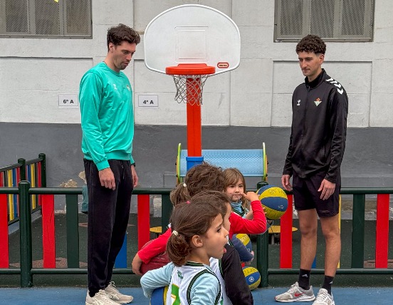 ESCUELA - JOSÉ MARÍA DEL CAMPO / Victor Mateo